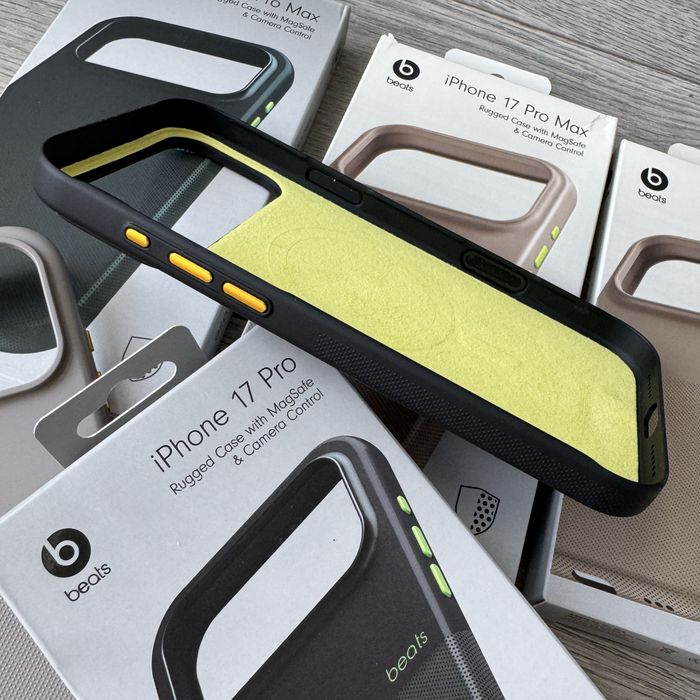 Чохол Apple Beats Case Magsafe для 17 Pro/18 Pro | 17 Pro Max/18 Pro Max з кнопкою AI (Camera Button)