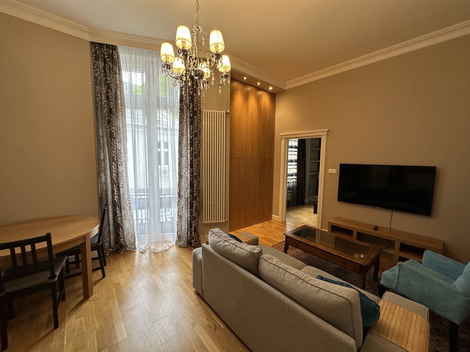 68 m2 apartment Żurawia