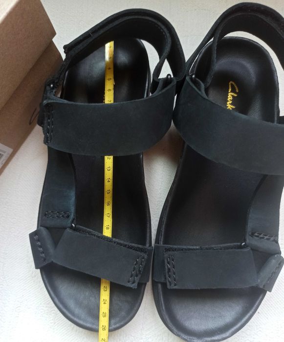 Босоніжки CLARKS Sunder Range чорний нубук40 розмір  нові Оригінал