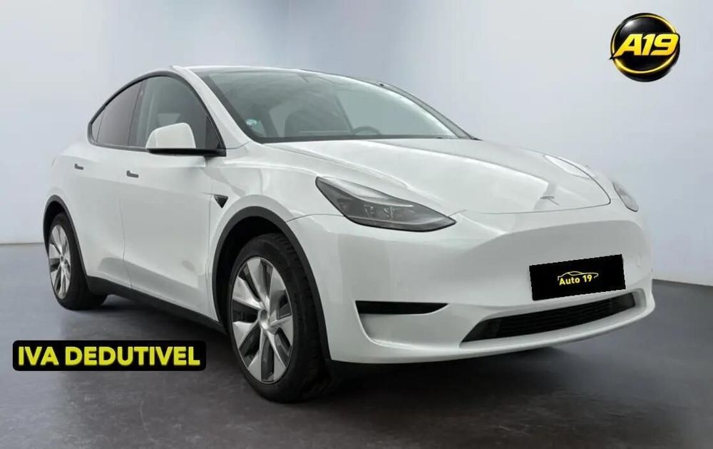 Tesla Model Y RWD