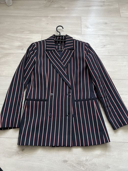 Стильний жіночий піджак