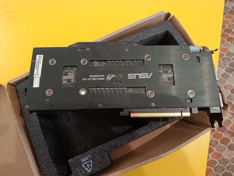 ASUS gaming asus 4gb