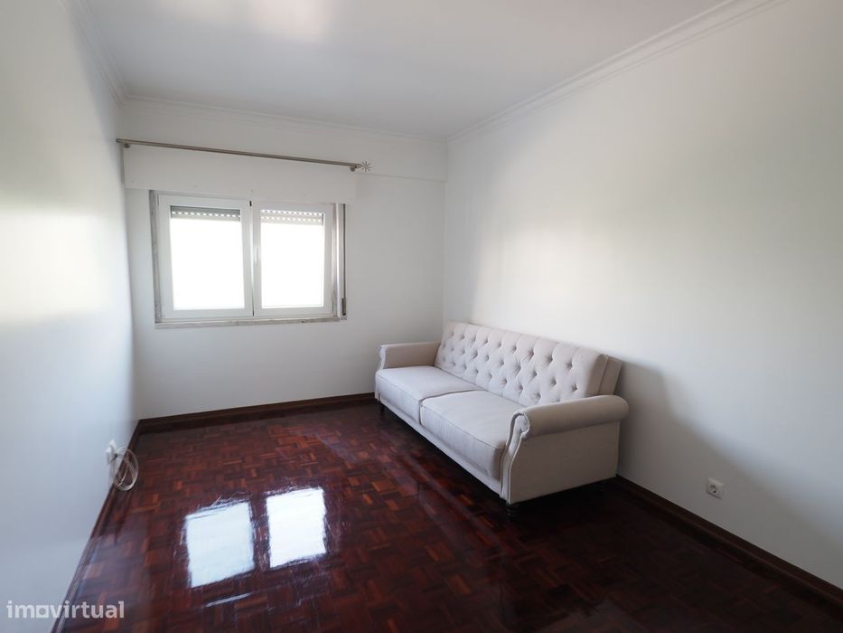 Apartamento T3 com terraço - Idanha