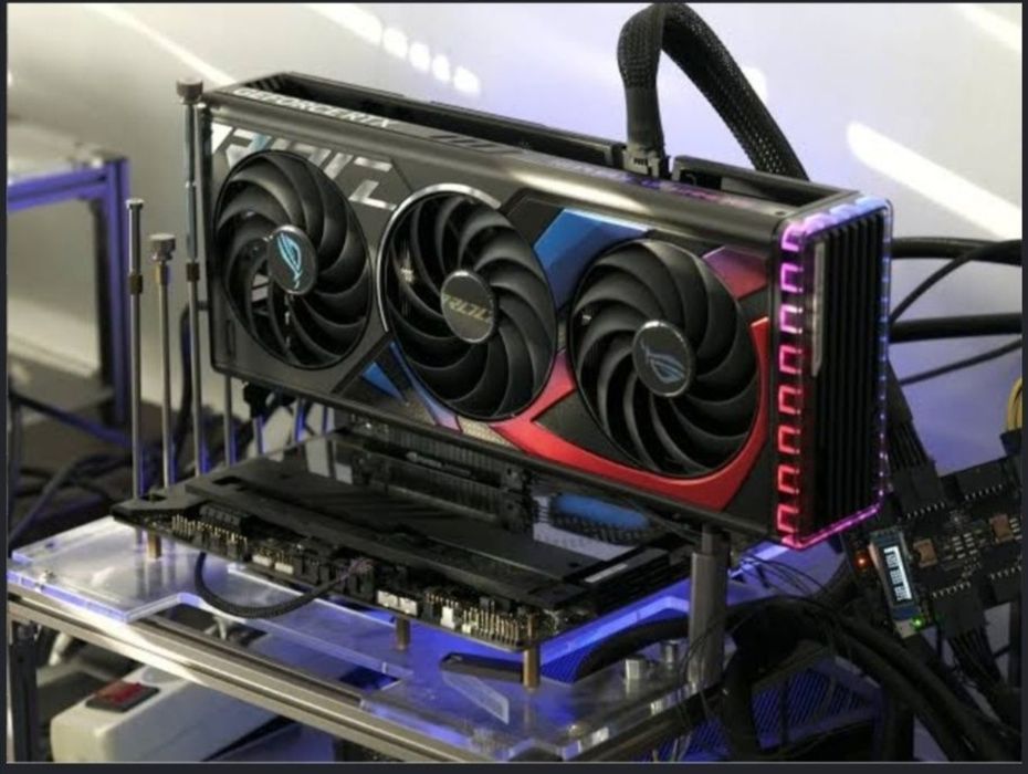 Відеокарта ASUS ROG STRIX RTX 4070 Ti  12-GB GDDR-6X Магазин CompiC