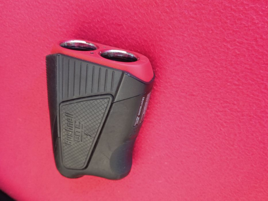 Bushnell TourV5 Shift RangeFinder Usado