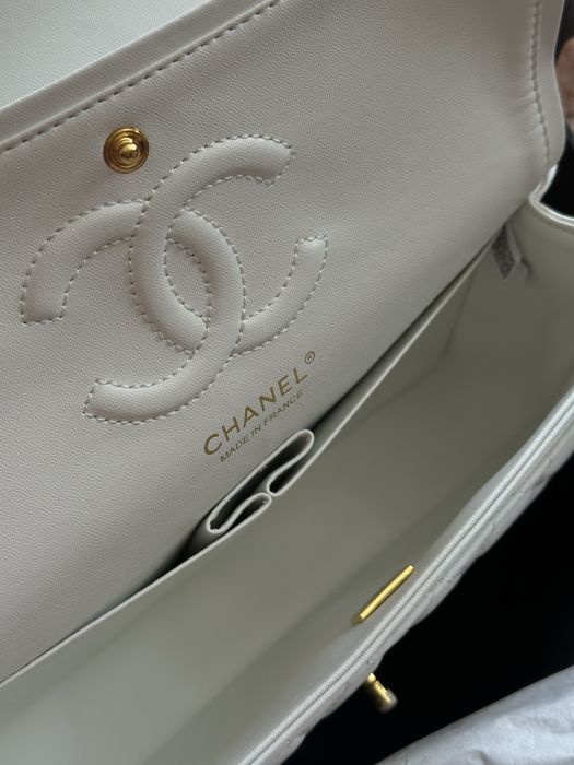 Елегантна сумка Chanel Classic Medium Double Flap Bag!!!