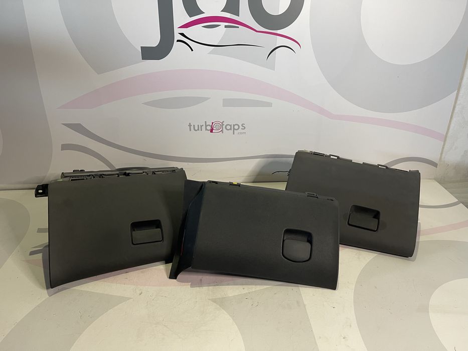 Porta luvas de varios modelos VW