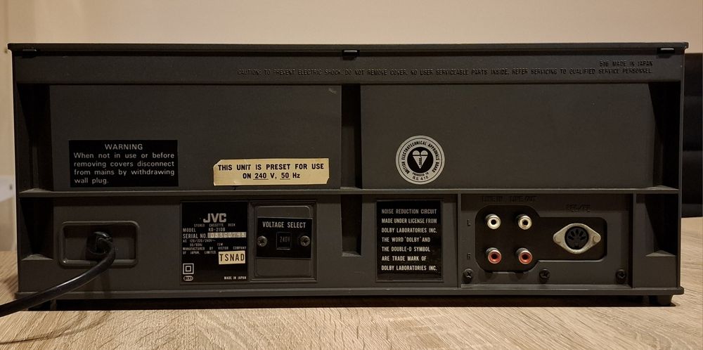 Magnetofon kasetowy JVC