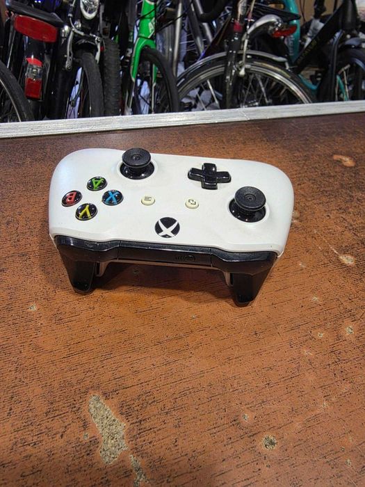 Pad do konsoli Xbox One