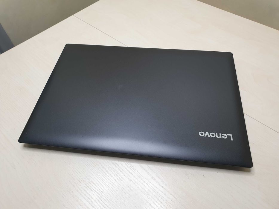 Великий ноутбук Lenovo 17.3 / Intel / SSD / DDR4