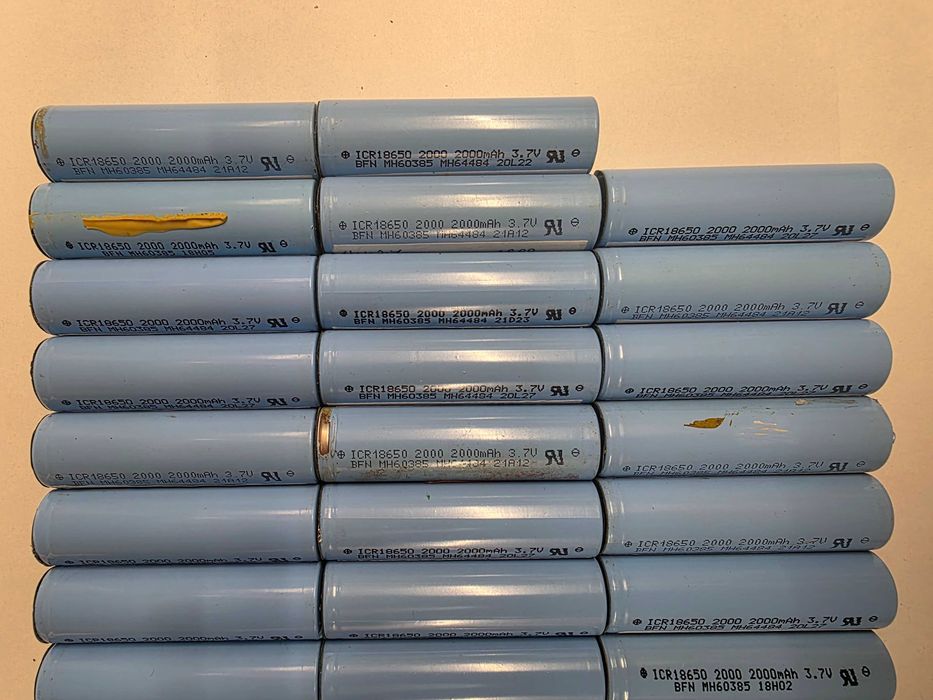 Pakiet 35 szt. testowanych ogniw 18650 CHY 1900 mAh Niebieskie