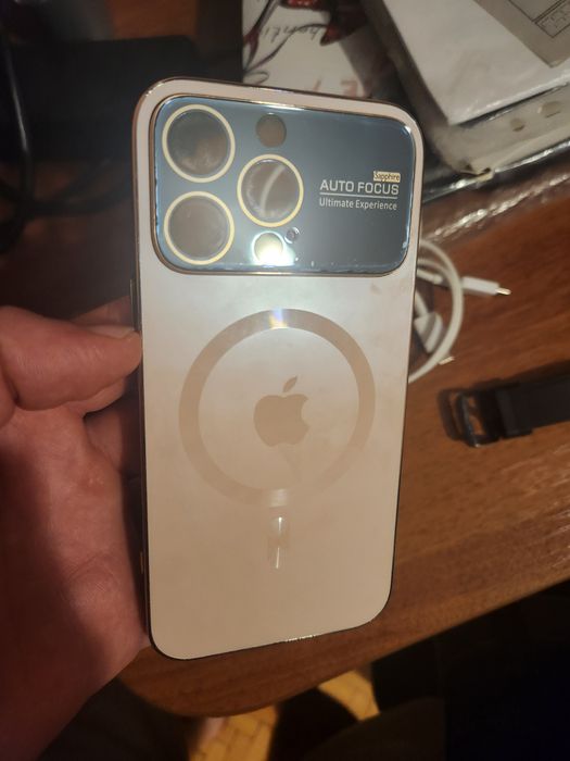 Чохол на Iphone 13pro