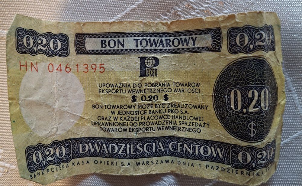 Stare bony pewex