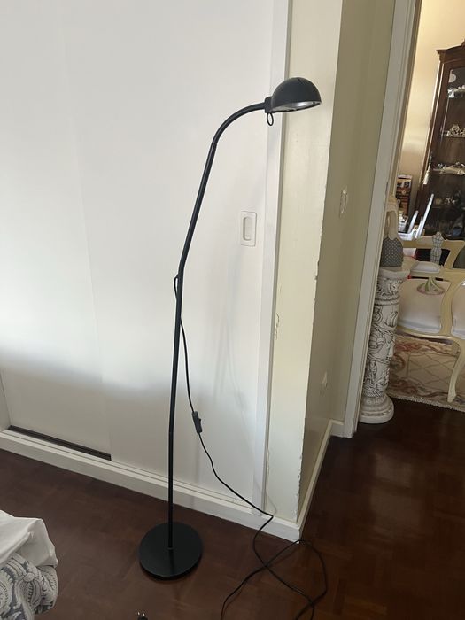 Candeeiro pé alto Ikea