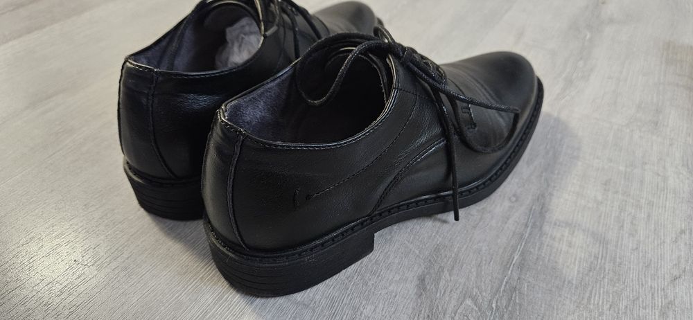 Buty eleganckie komunia 36