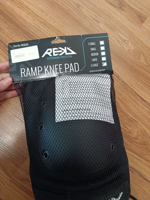 Зашита колена. Наколінники. XL. Нові!!!