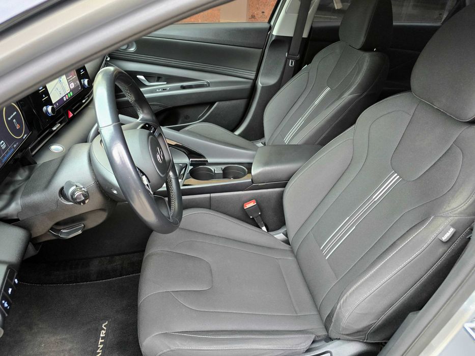 Hyundai Elantra 2020г.в. 2.0 автомат, бензин