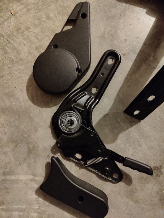 Dobradiças laterais cadeira gamer