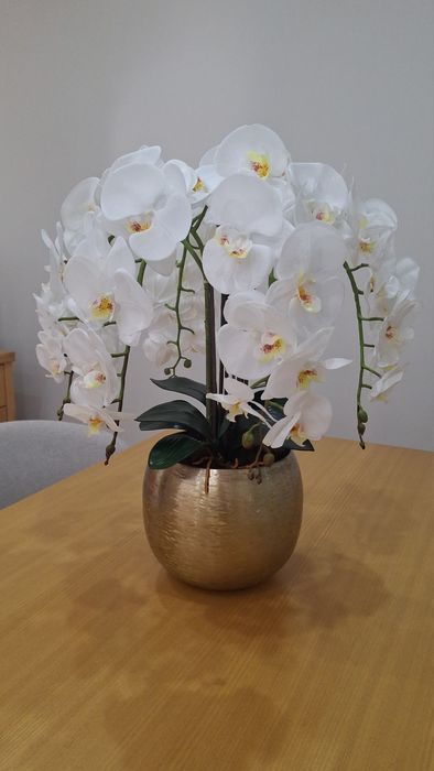 Vaso com 5 orquídeas artificiais