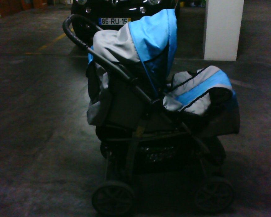 Carrinho de criança439377331362222081