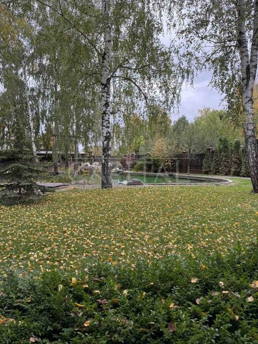 Продаж / Будинок / 299 м2 / Святошинський р-н / шос. Берестейське