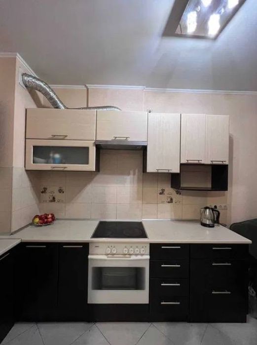 Посуточно квартира, СитиЦентр, пр-т Небесной Сотни, Киевский Р-н