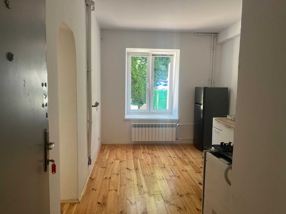 Stary Mokotów  jasny lokal 33 m² na pracownię lub kameralne biuro | bezpośrednio