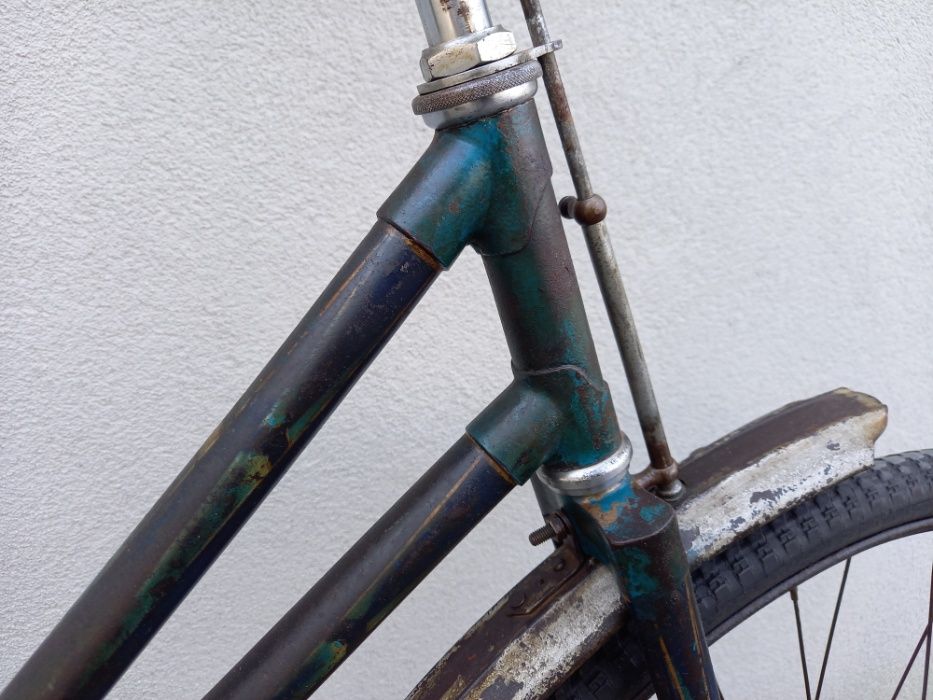Zabytkowy rower WIKOV