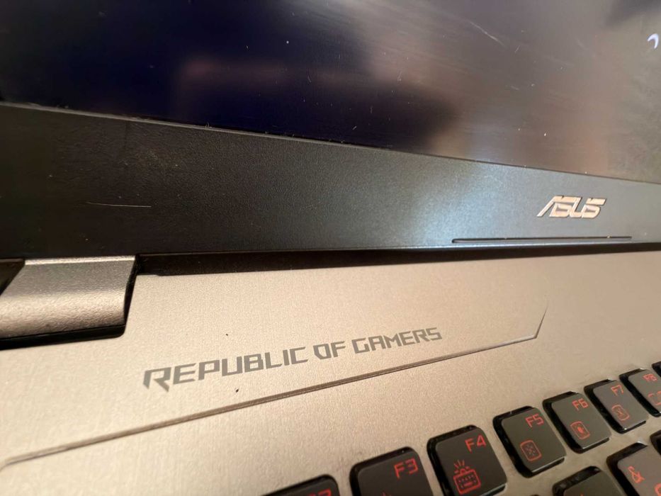 Asus ROG Gaming|15.6"FulHD|i7-7700HQ|16Gb Ram|GTX1060 6Gb|Bateria NOVA