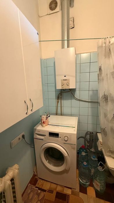 В продажі 2 кімнатна квартира в Центрі,  Сталінка