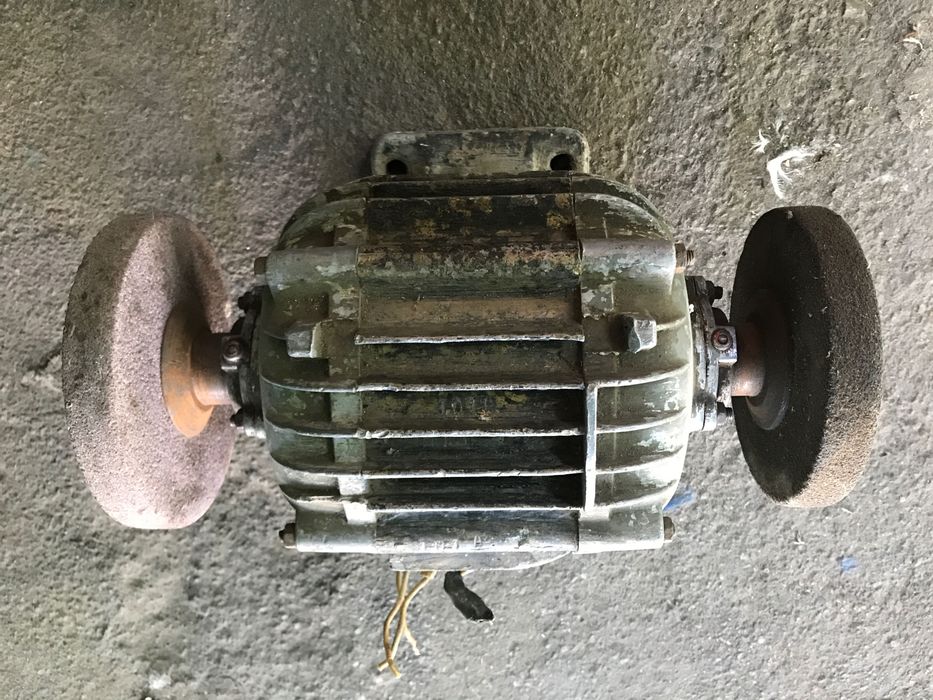 Точильний електродвигун