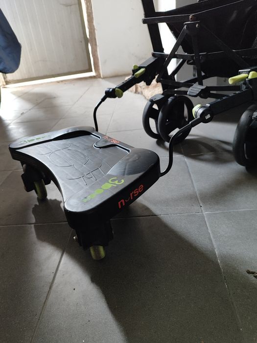 Plataforma para acoplar a carrinho bebe
