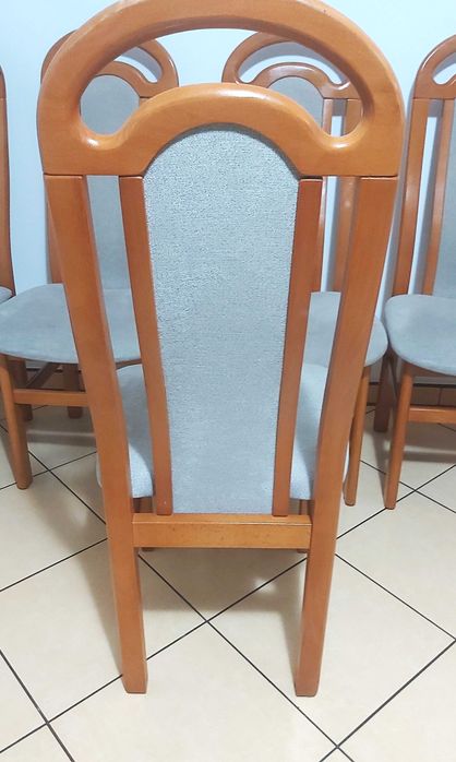 Sprzedam krzesła tapicerowane drewniane 6 szt.
