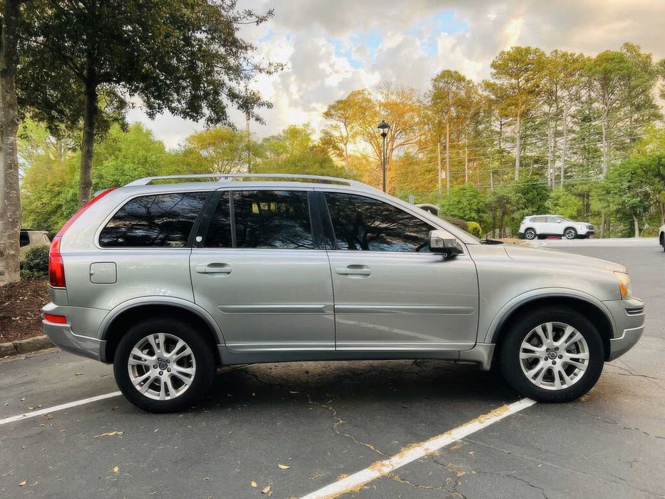 Volvo XC90      2014