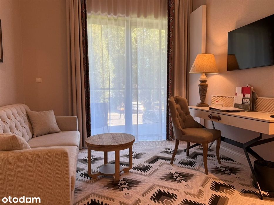 **Prestizowy apartament w Hotelu**