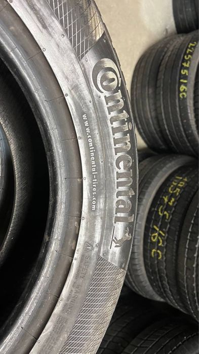 Комплект зимової гуми 235/60/18 Continental