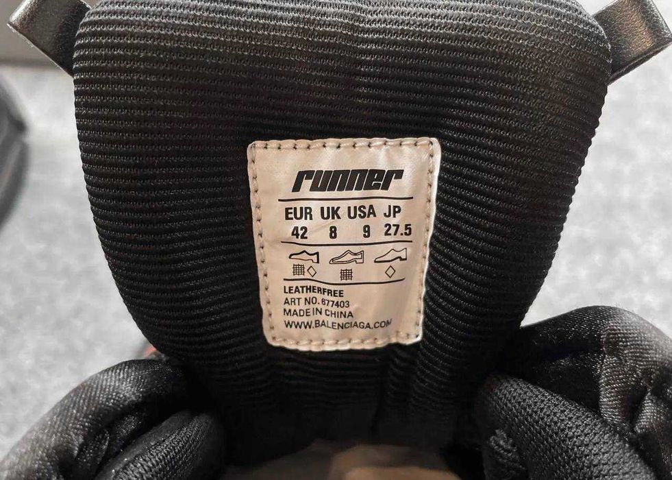Balenciaga Runner Grafiti Buty