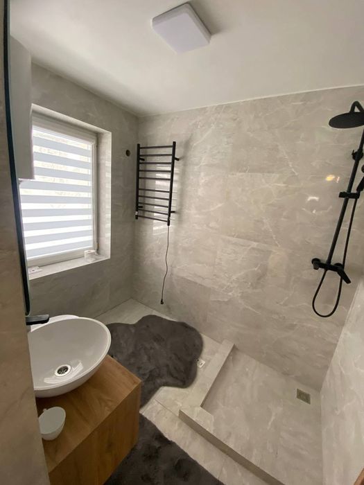 Подобова оренда будинку в м. ЯВОРІВ біля кордону Краковець-Корчова