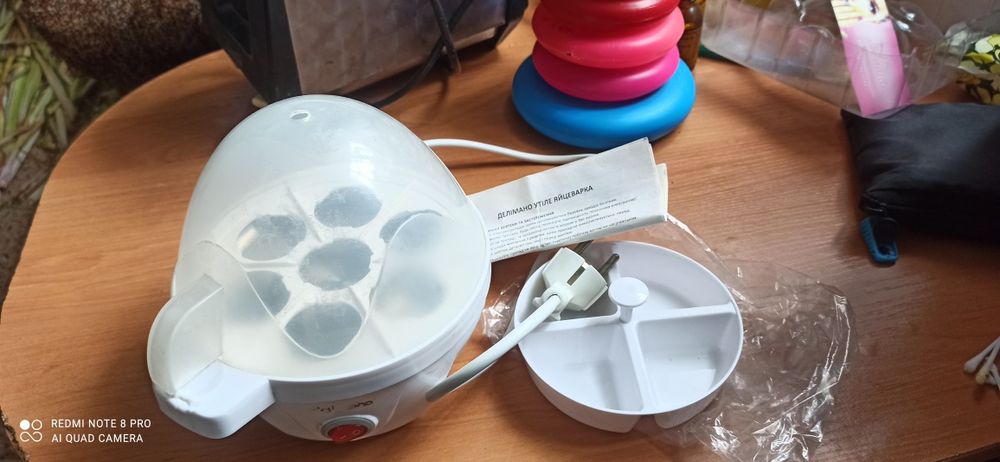 Продам яйцеварку на 7 шт.