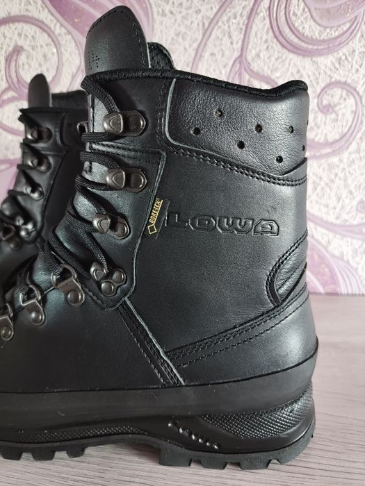 Черевики - берцы  Lowa Gore-Tex
