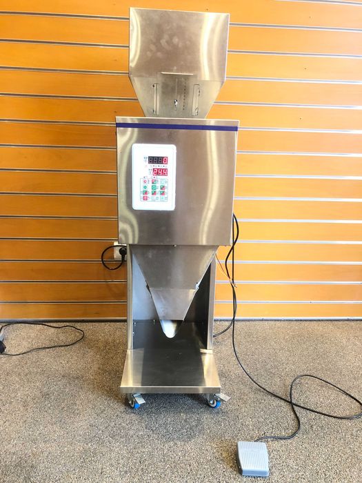 Maquina doseadora de granulados para industria alimentar