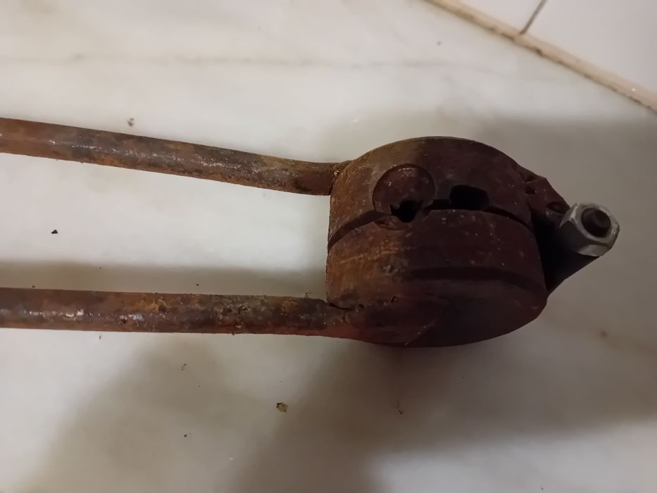 Ferramenta Antiga