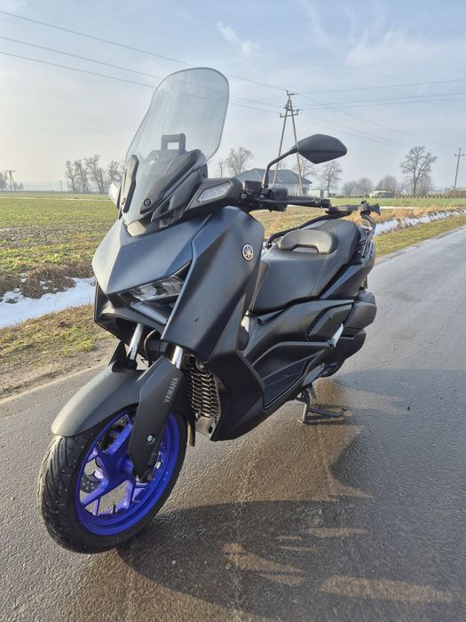 Yamaha xmax x-max 300 transport 2023 forza tmax burgman