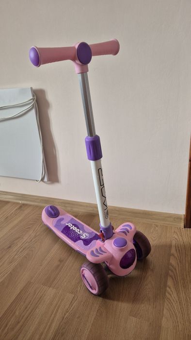 Самокат триколісний - "Skyper" колір рожевий Skyper