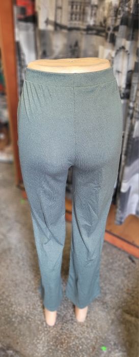 Nowe legginsy damskie rozm S