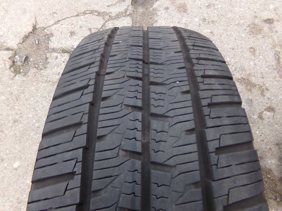 215/60/17C    CONTINENTAL VAN CONTACT 4 SEASON -  6,5mm - 1SZT - Tanio