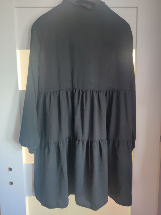 Nowa sukienka Sinsay L czarna