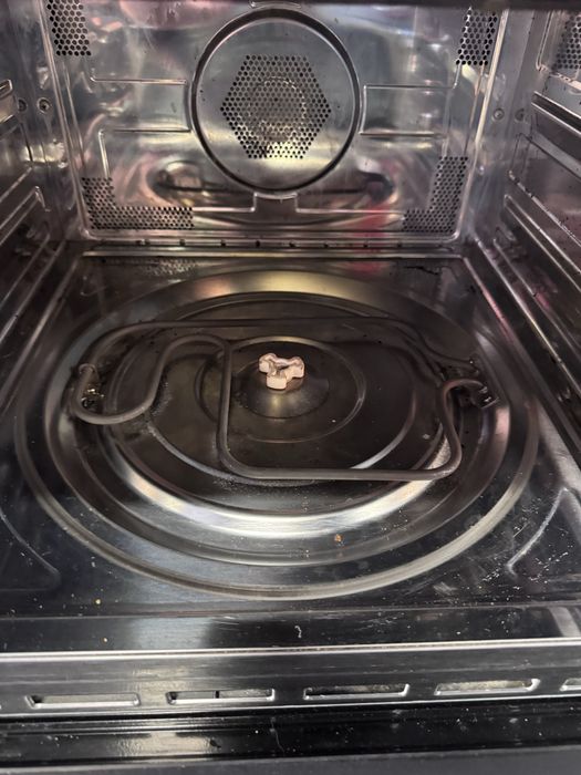 Piekarnik Kuchenka mikrofalowa HAIER HOR45C5FT 900W pojemność 44L