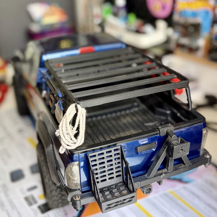 Model  RC Toyota Tacoma skala 1/10