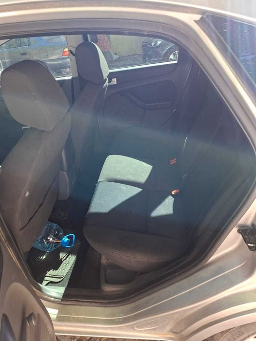 ford focus 2007 - 207000 km